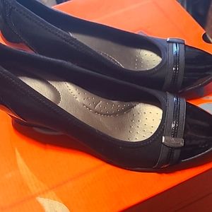 Time & Tru black heels